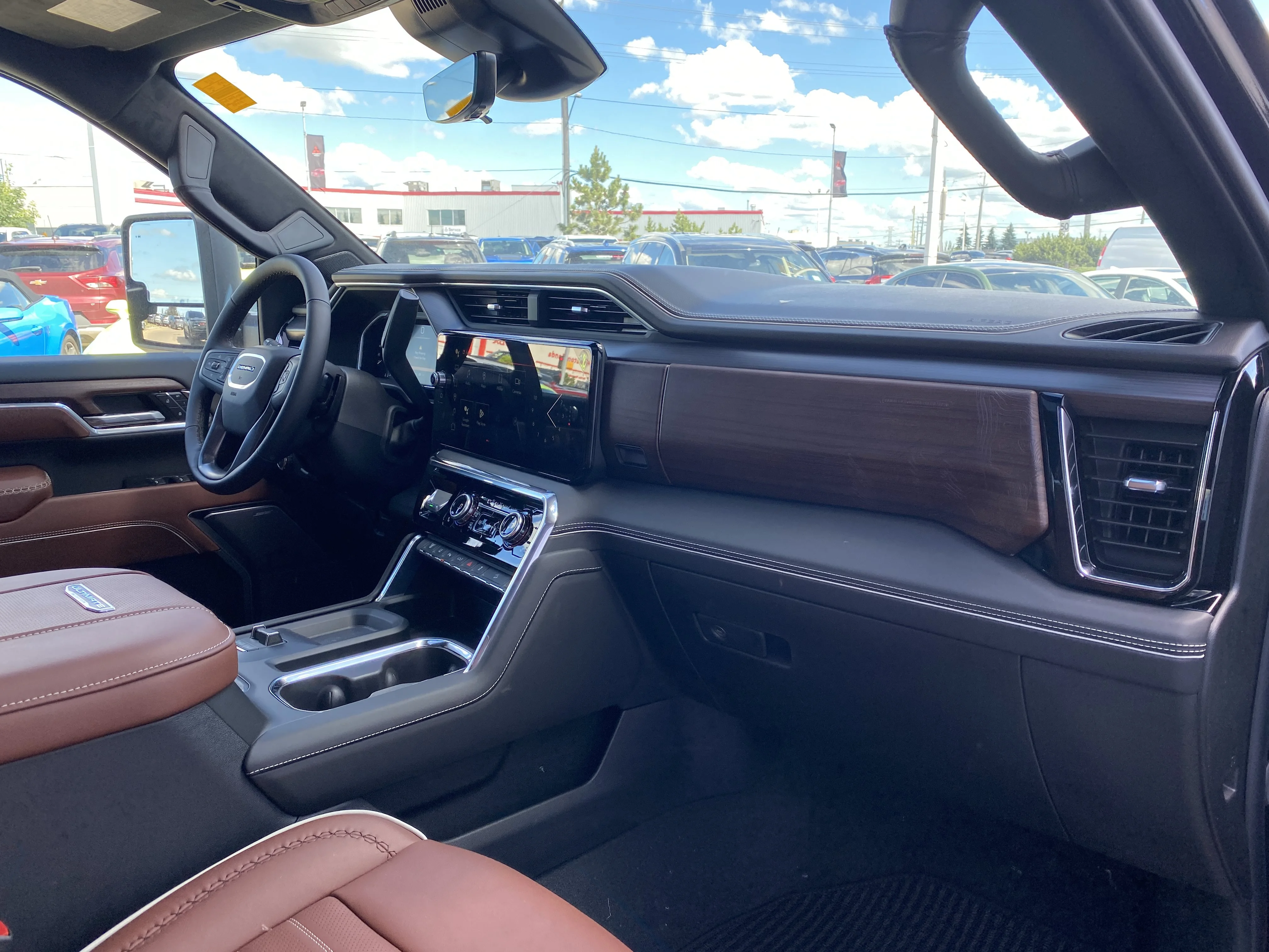 New 2026 ONYX BLACK GMC Denali Ultimate image 30