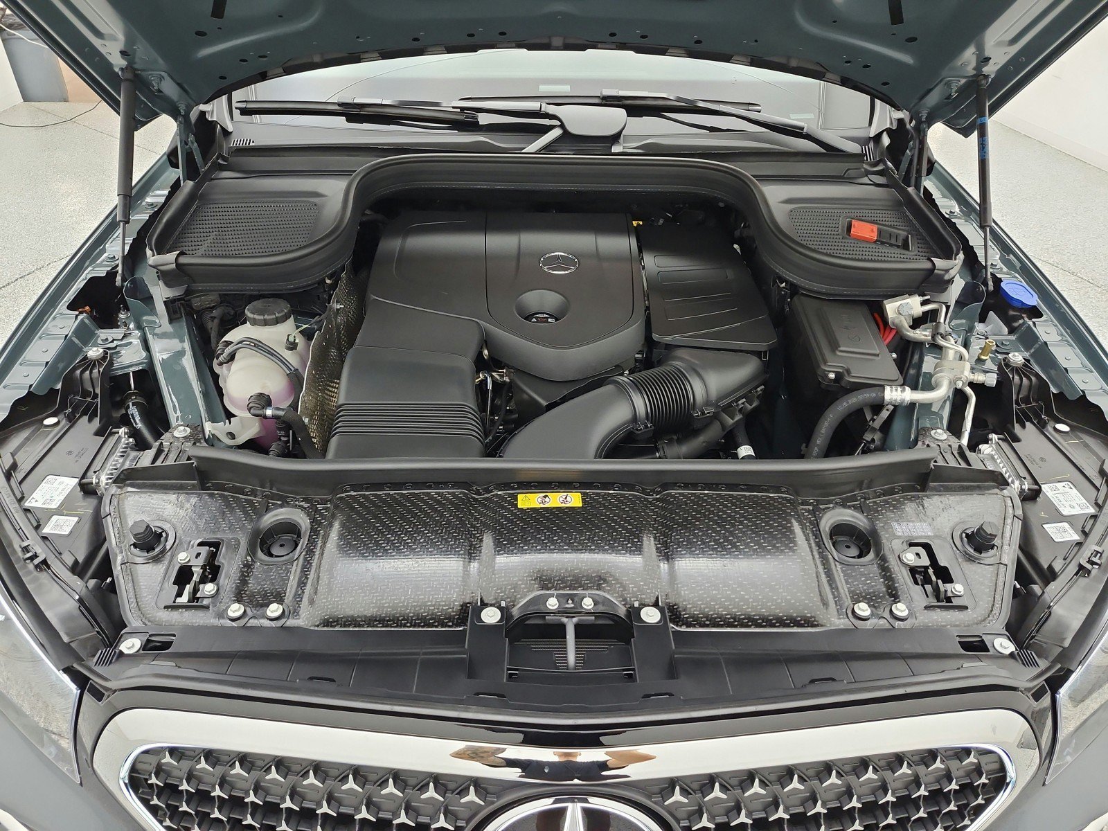 New 2027 Dark Petrol Mercedes-Benz GLE 350 4MATIC® SUV image 33