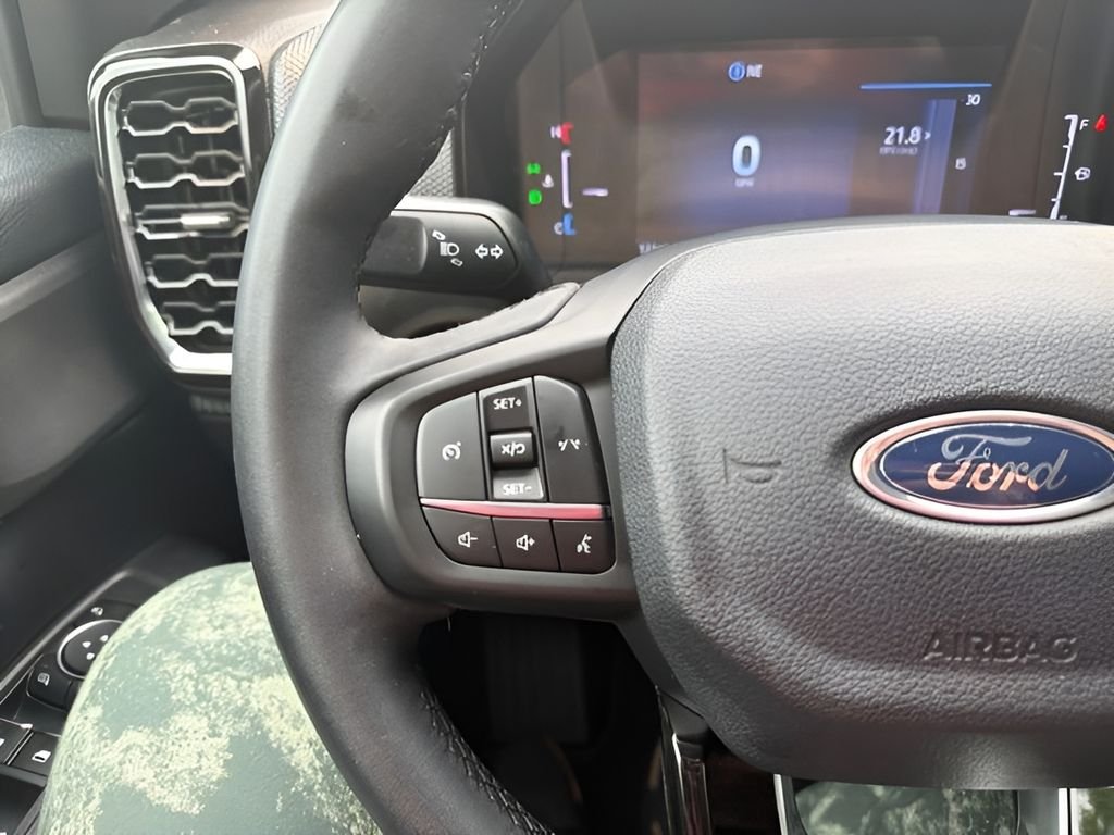 Used 2024 Gray Ford XLT image 17