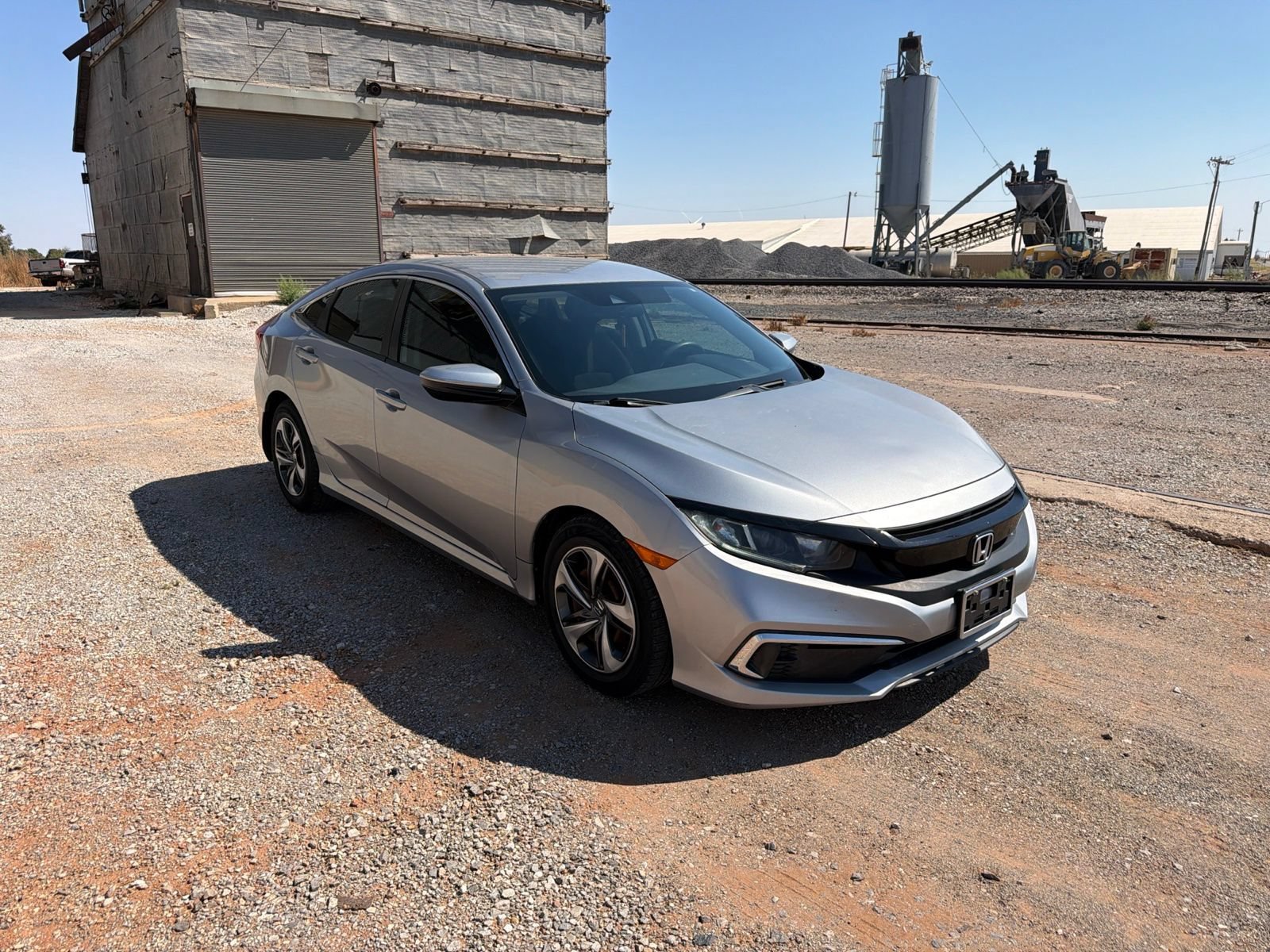 Used 2019 Silver Honda LX image 2