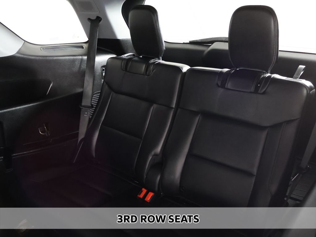 Used 2021 Red Ford Limited image 10