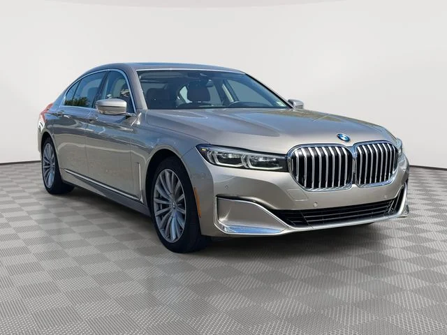 Used 2021 Beige BMW 740i xDrive image 4