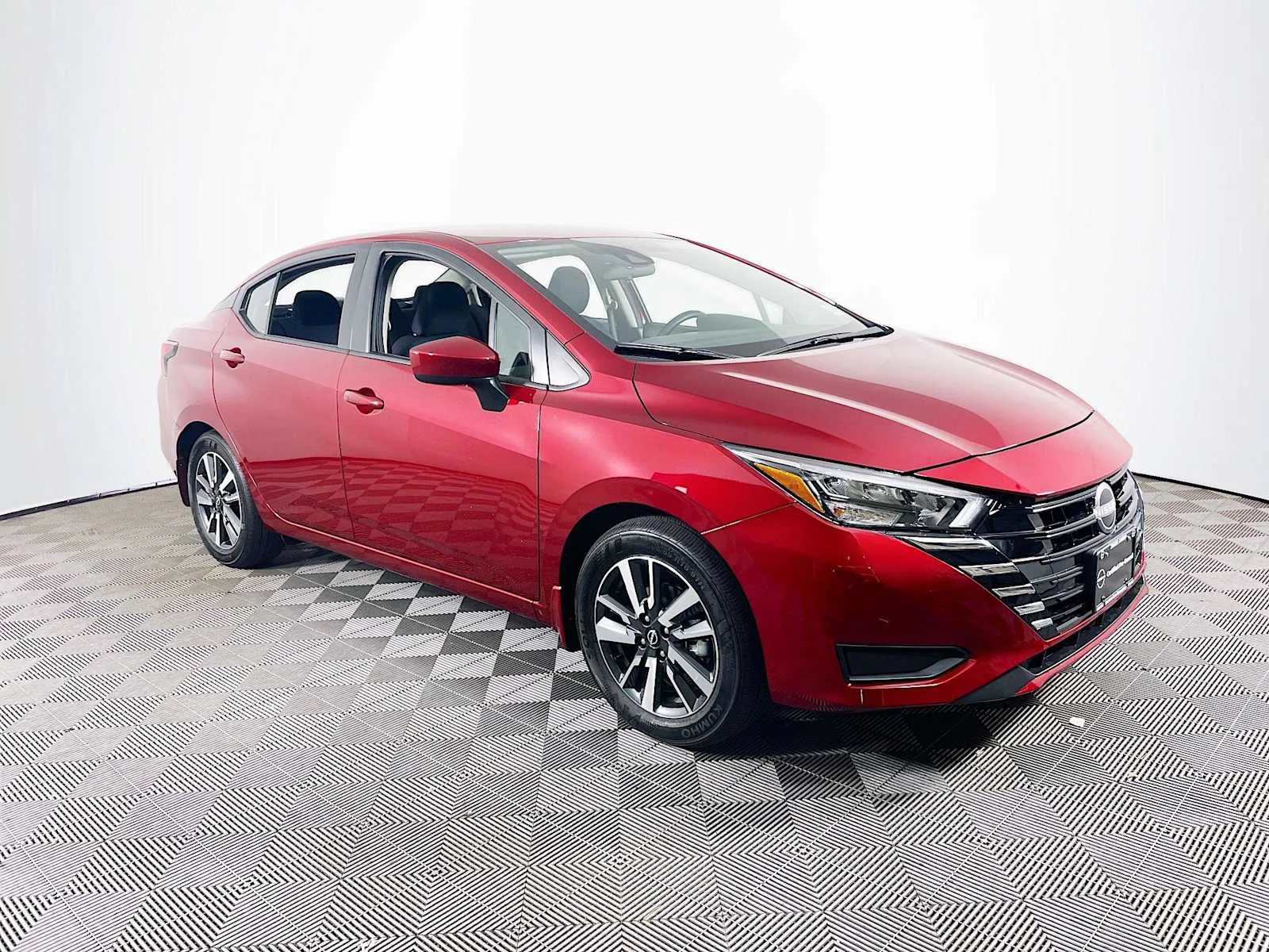 Used 2025 Scarlet Ember Tintcoat Nissan SV image 3