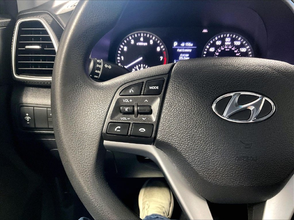 Used 2019 Blue Hyundai SE image 22