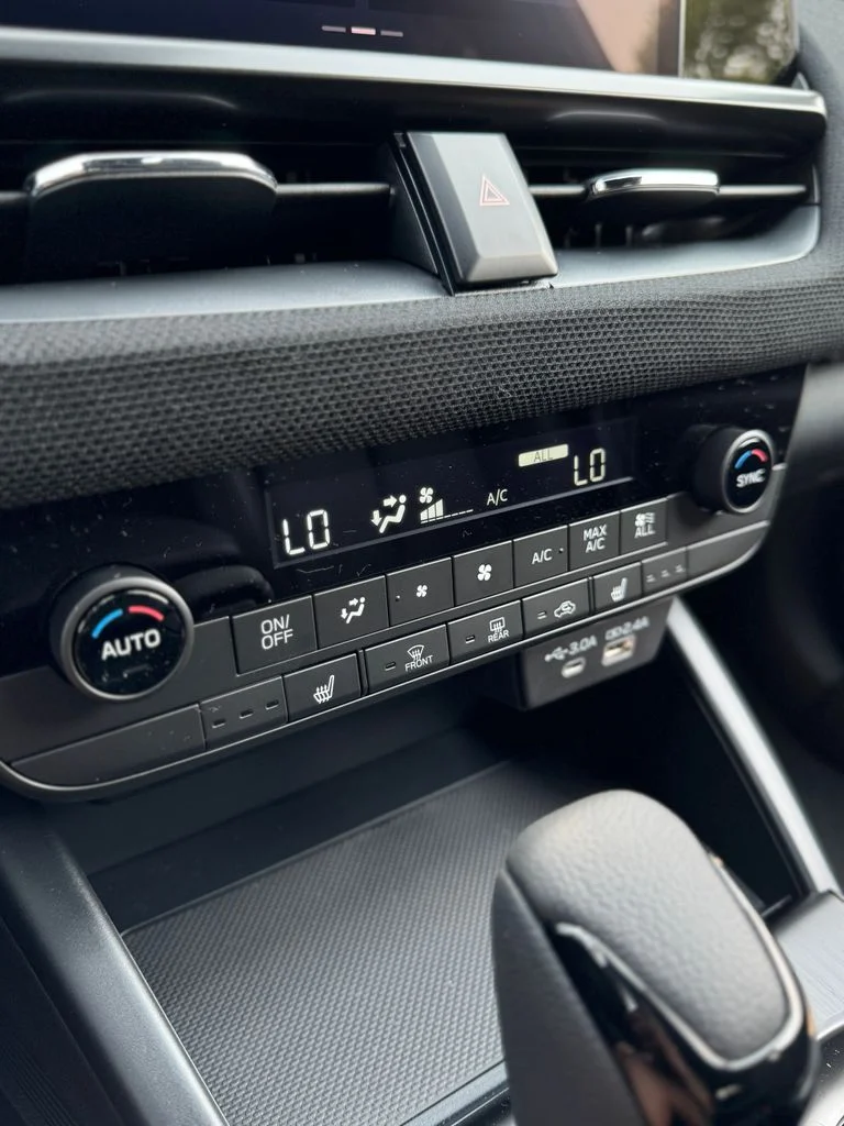 New 2026 RIVER ROCK PEARL Subaru Premium image 35