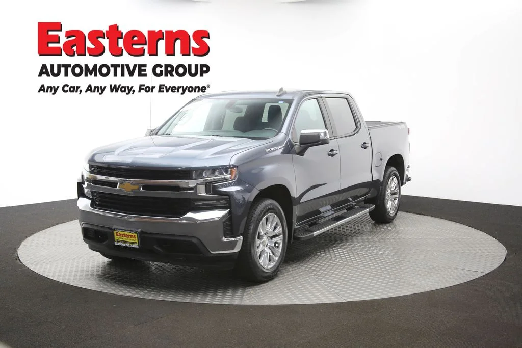 Used 2020 Gray Chevrolet LT image 53
