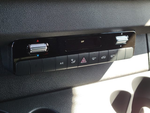 2026 Mercedes-Benz Sprinter Crew Van Base - Photo 17