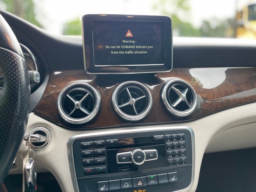 Used 2014 Mountain Gray Metallic Mercedes-Benz CLA 250 image 14