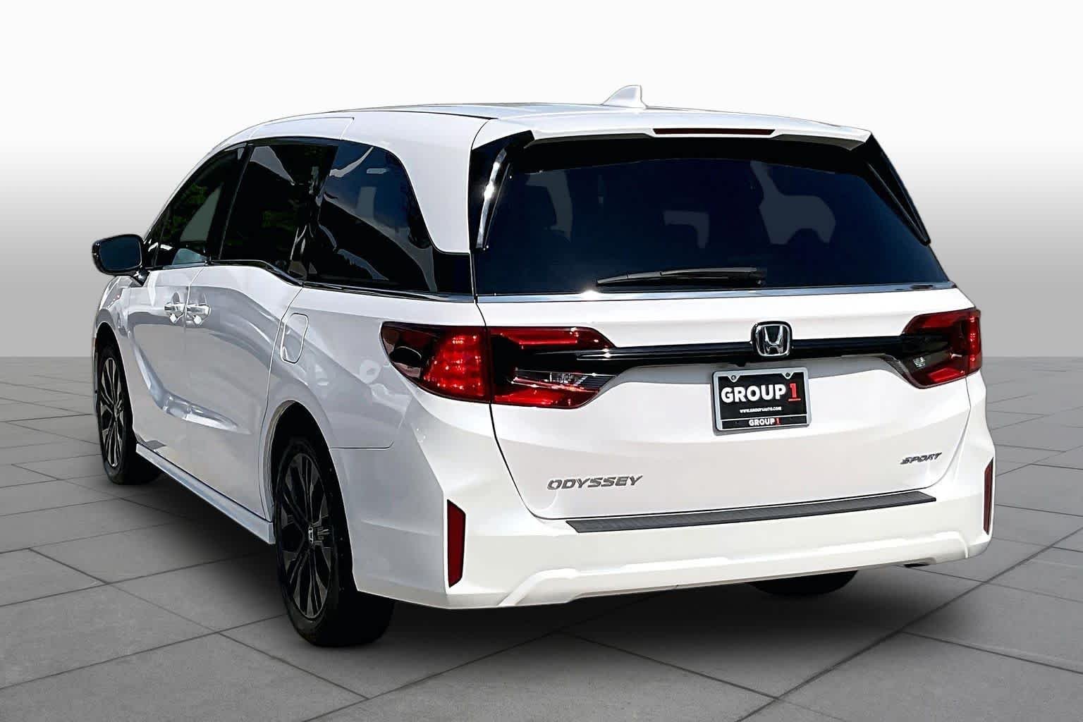 Used 2025 Platinum White Pearl Honda Sport-L image 12