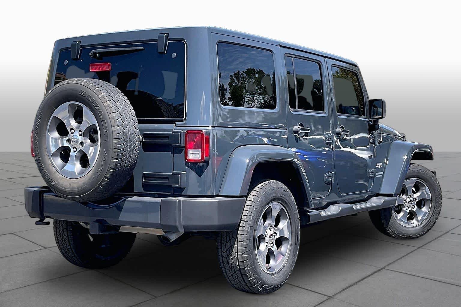 Used 2017 Rhino Clearcoat Jeep Sahara image 13