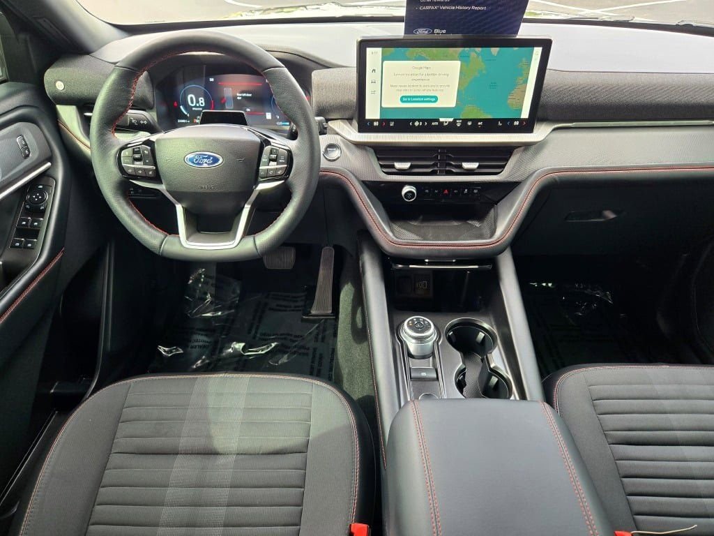 Certified Used 2025 Black Metallic Ford ST-Line image 21