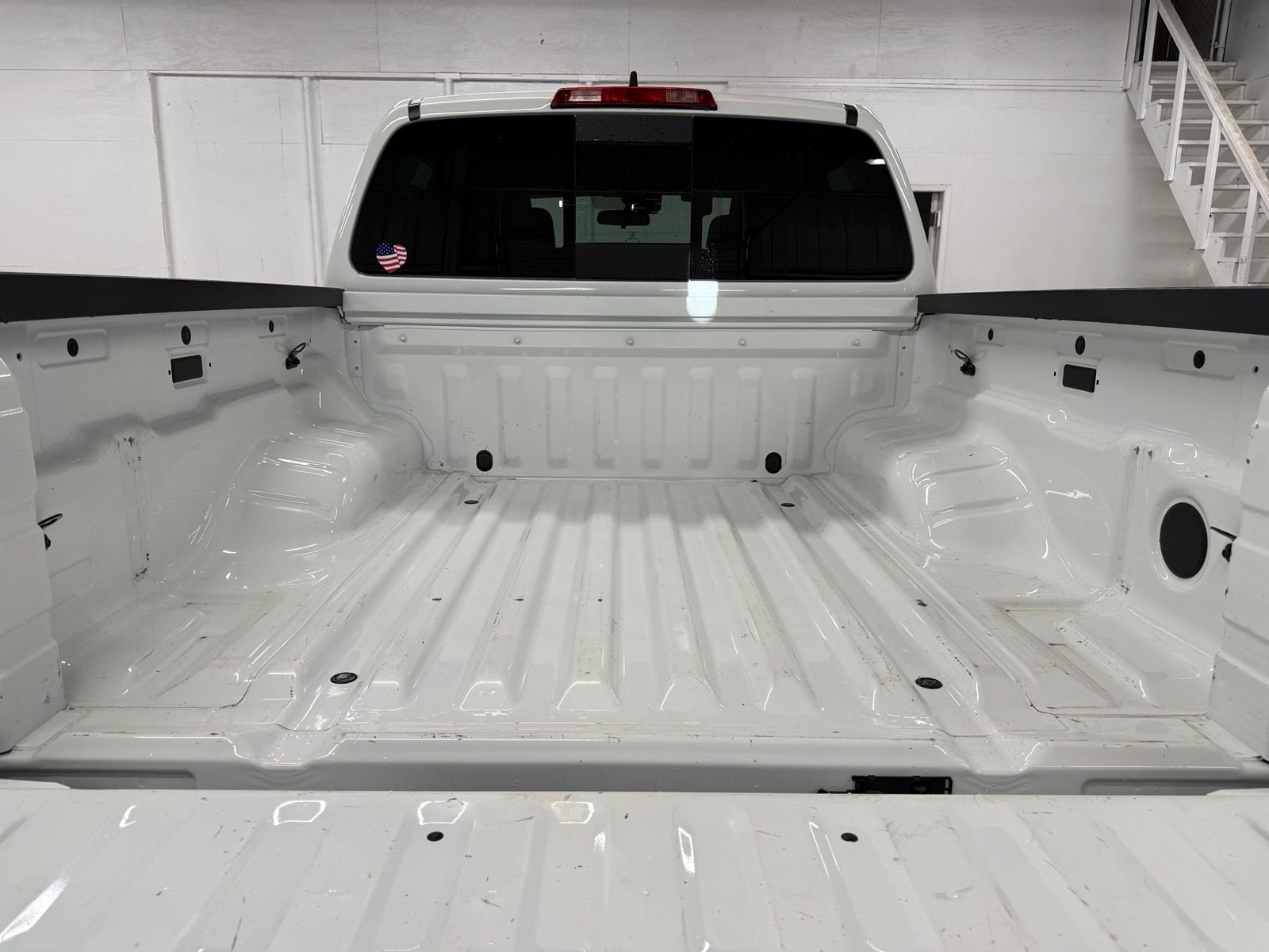 Used 2024 White Nissan PRO-X image 10