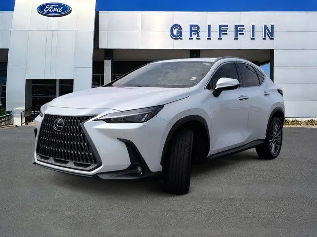 Used 2022 White Pearl Lexus 350 Premium image 11