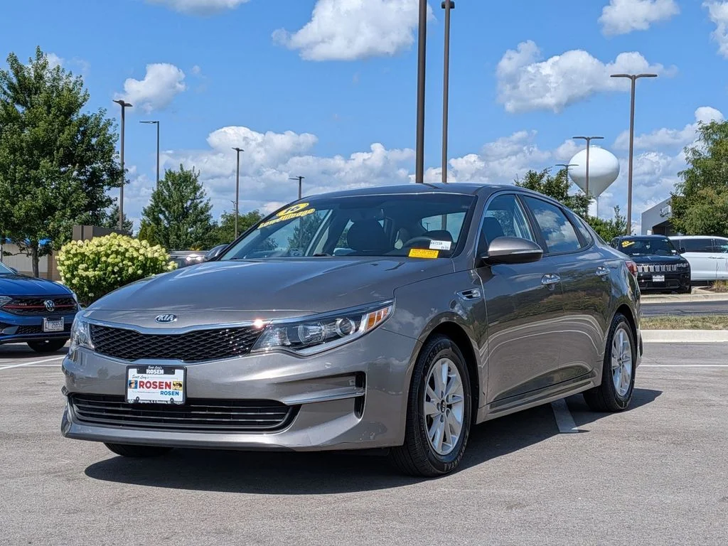 Used 2016 Gray Kia LX image 3