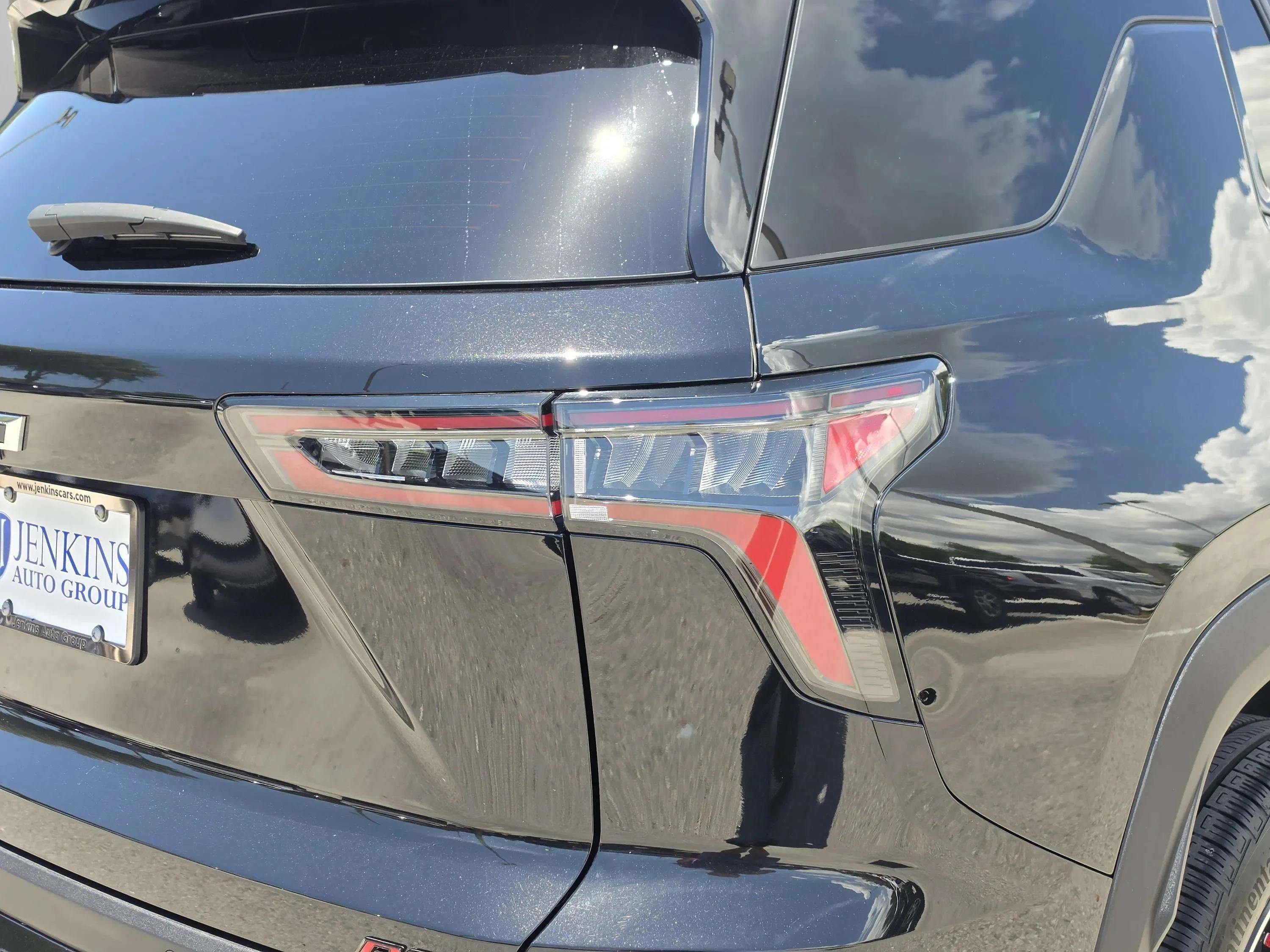 Used 2026 Mosaic Black Metallic Chevrolet FWD RS image 14