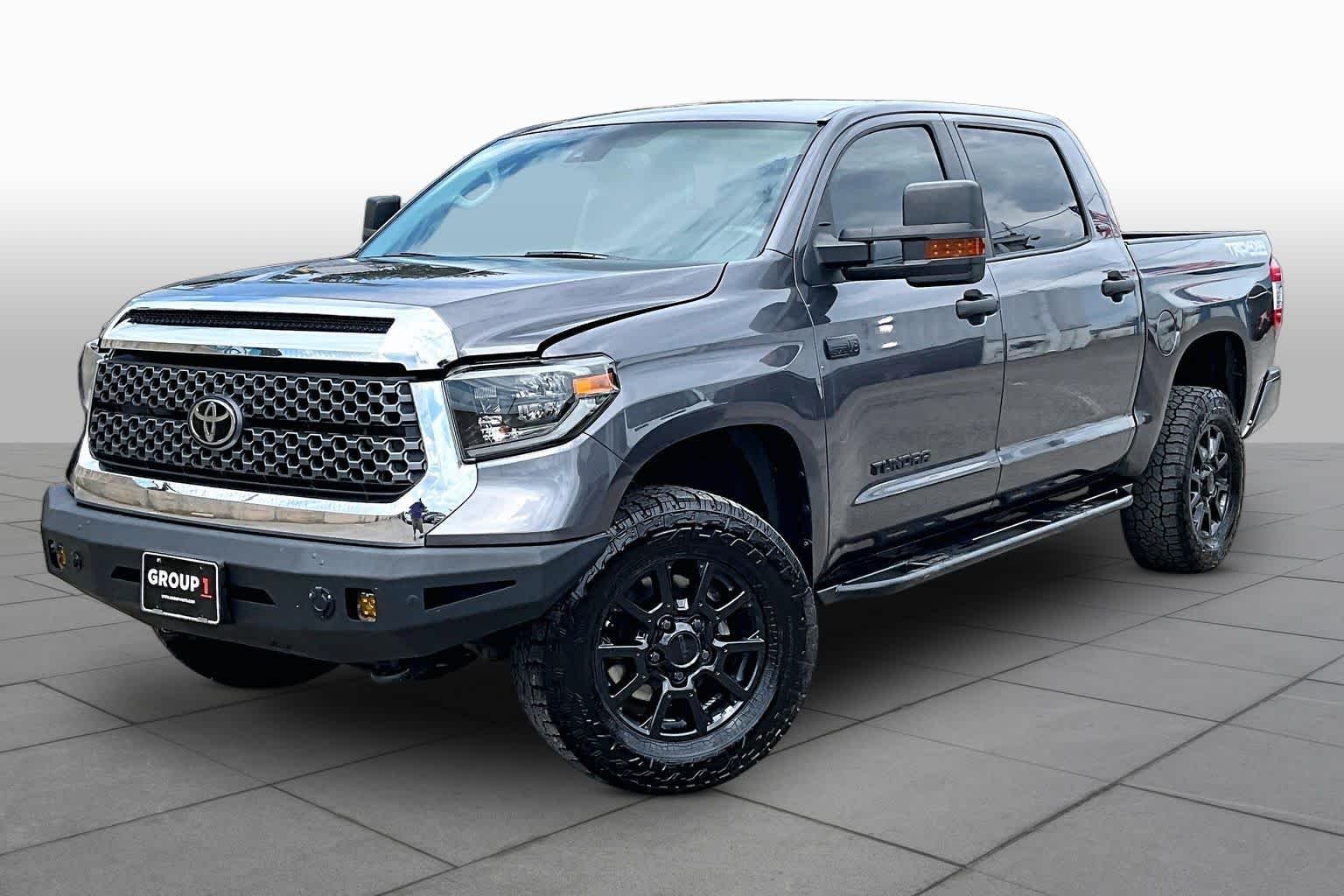 Used 2020 Magnetic Grey Metallic Toyota SR5 image 35