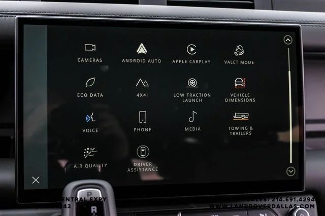 New 2026 Fuji White Land Rover X-Dynamic SE image 31