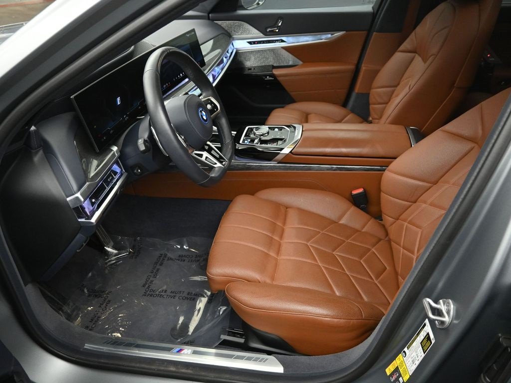 2023 BMW I7 - Image 9