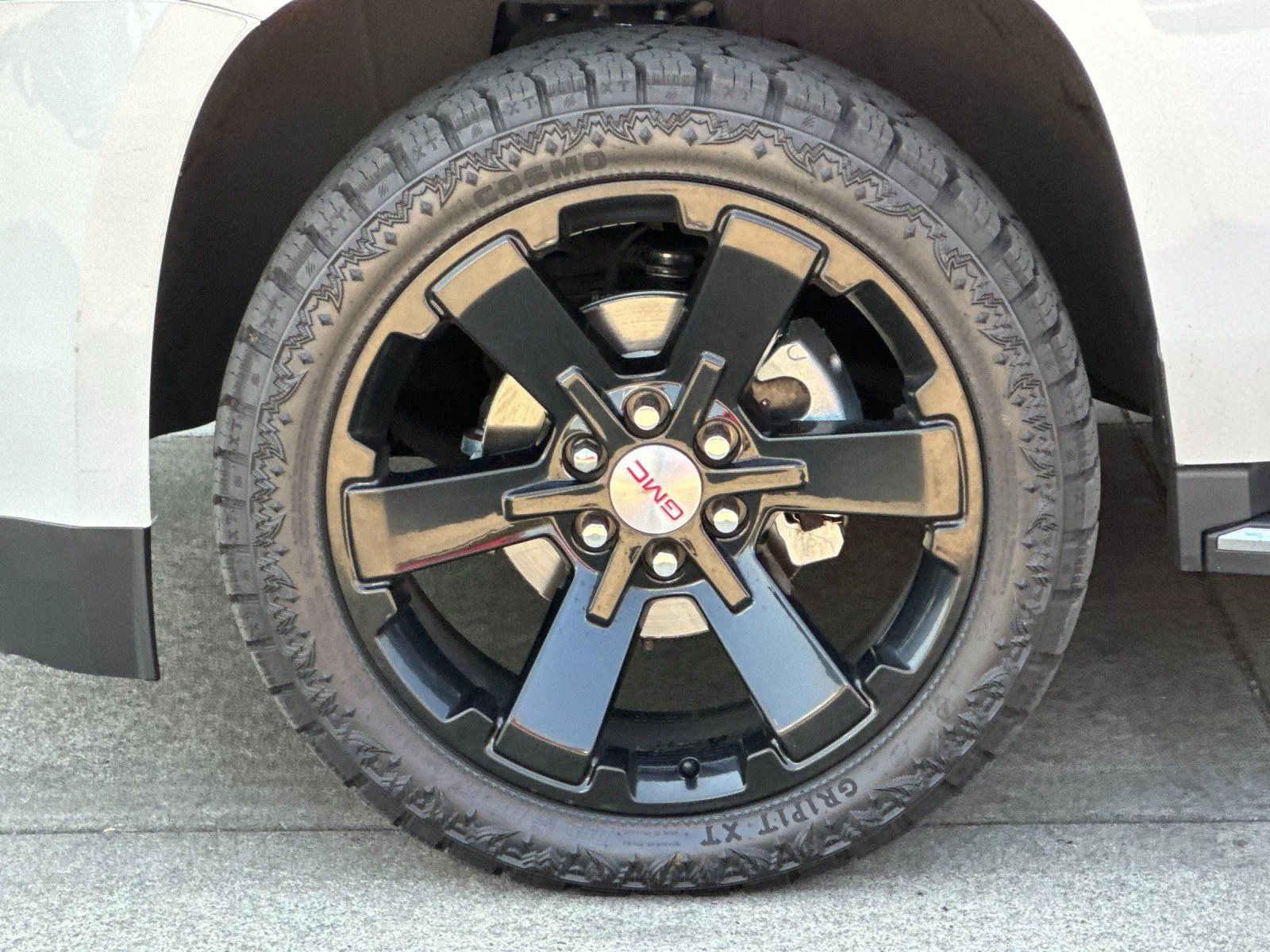 Used 2018 Summit White GMC SLT image 25