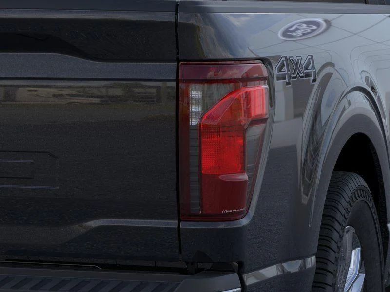 New 2026 Agate Black Metallic Ford XLT image 21