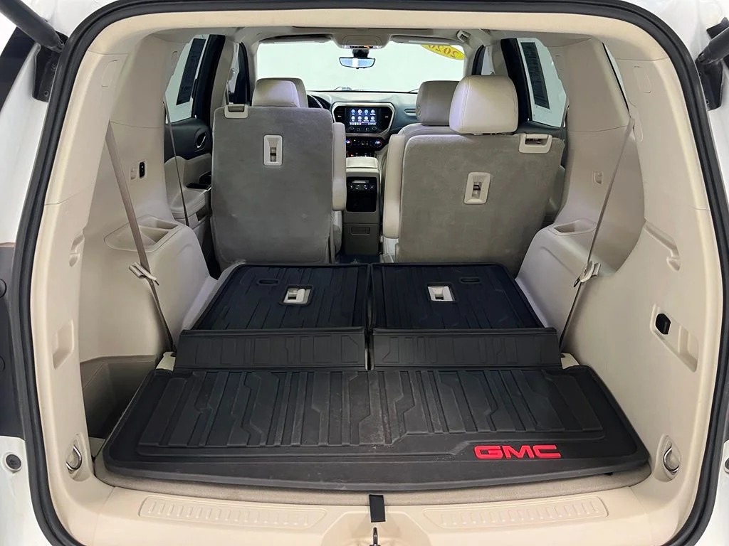 Used 2020 White GMC Denali image 35