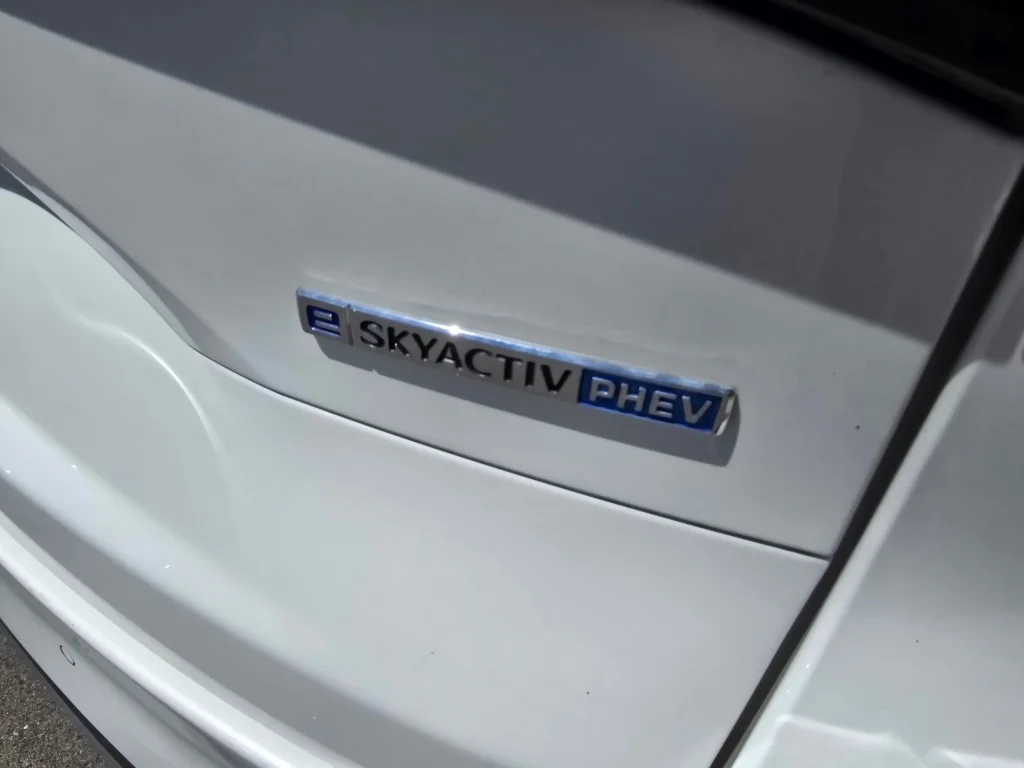 Used 2024 Rhodium White Premium Mazda Premium Plus image 11
