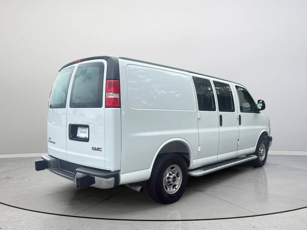 Used 2025 White GMC Work Van image 7