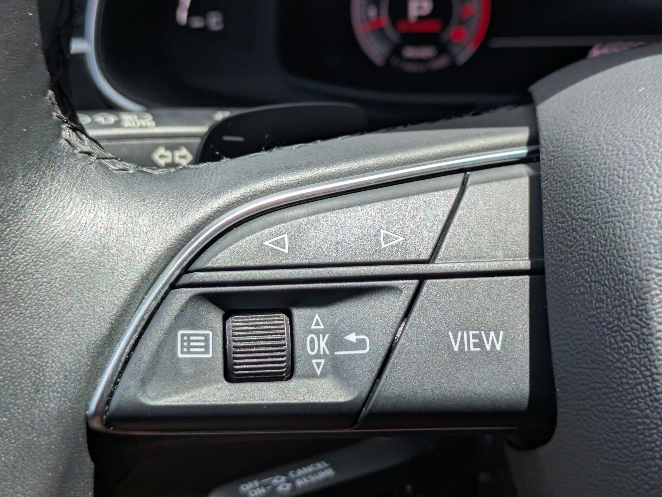 Used 2023 Glacier White Audi Premium image 14