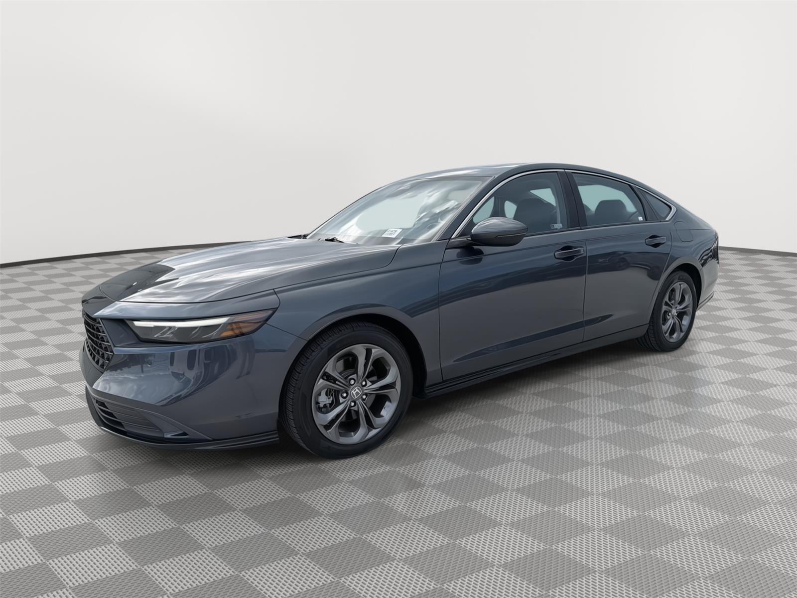 Used 2023 Meteorite Gray Metallic Honda EX-L image 1