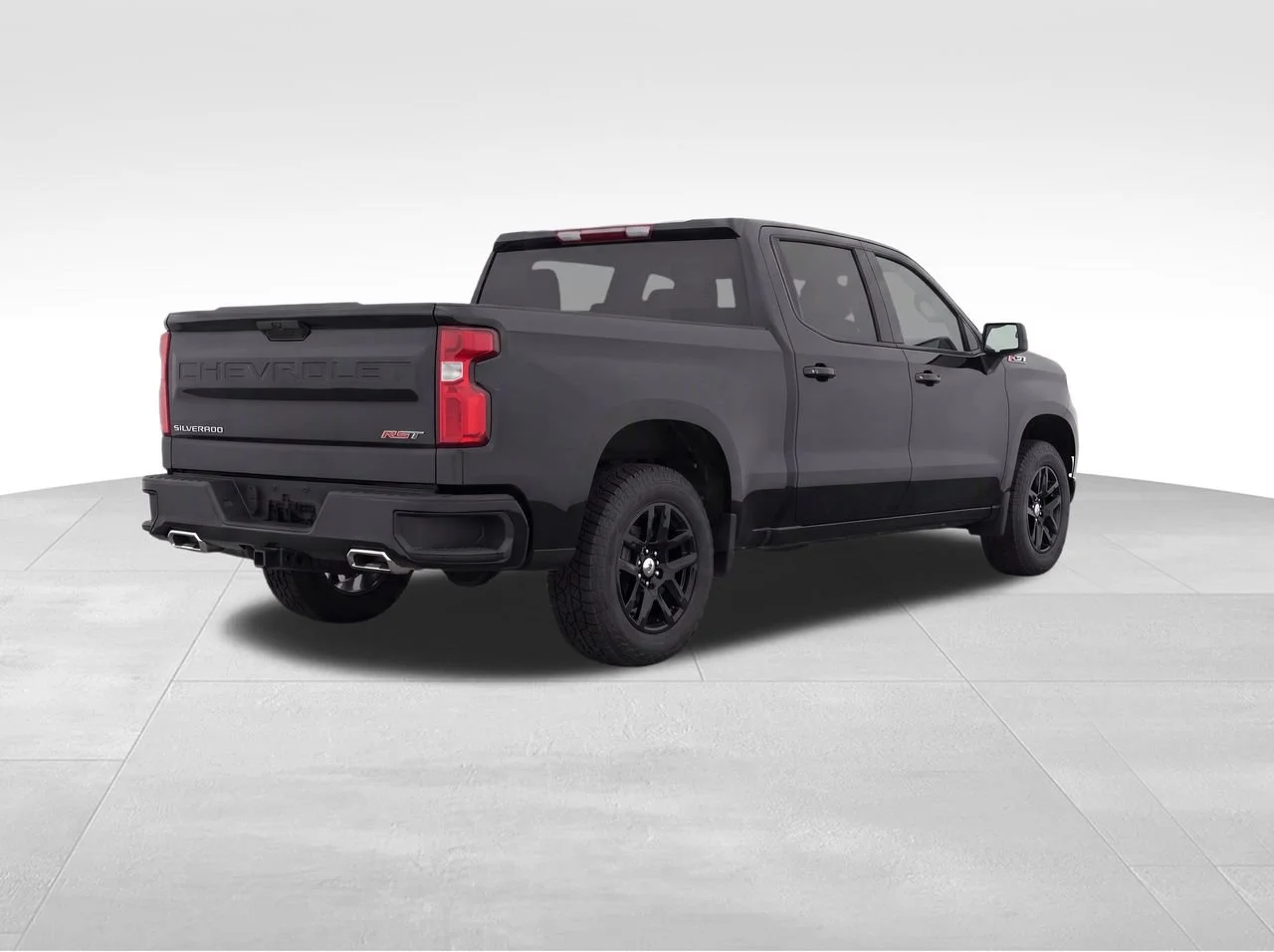 Used 2020 BLACK Chevrolet RST image 4