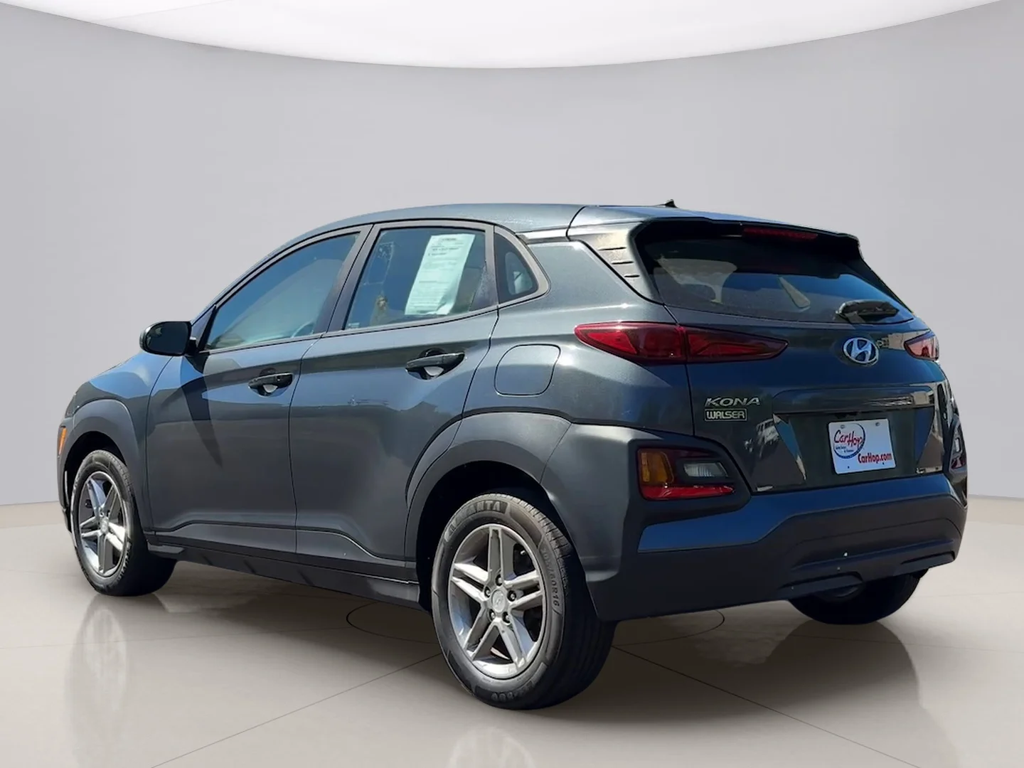 Used 2019 Gray Hyundai SE image 3