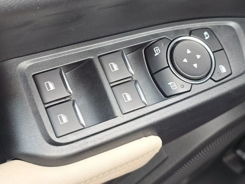 2025 Ford Ranger XLT - Photo 10
