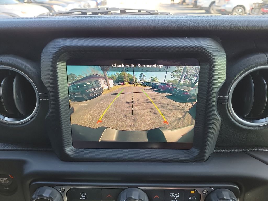 Used 2020 Blue Jeep Unlimited Sahara image 33