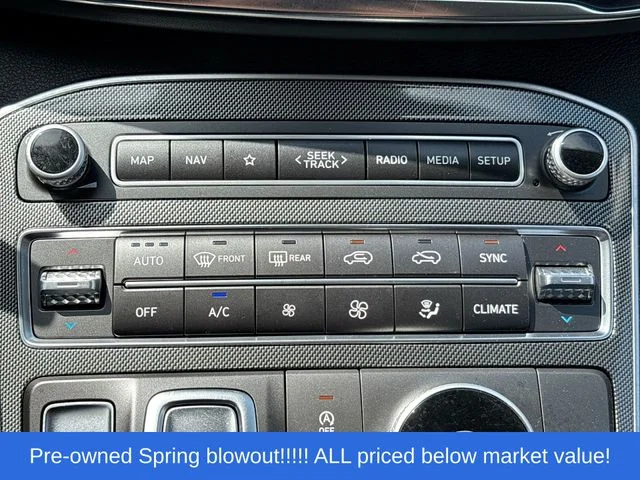 Used 2023 Silver Hyundai SEL image 26