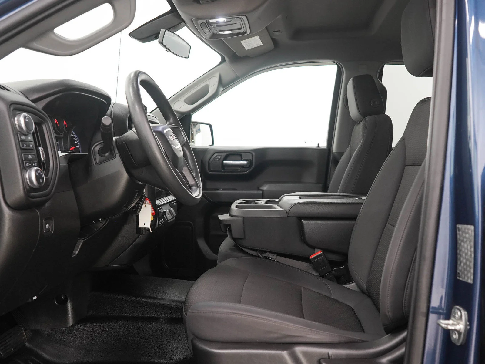 Used 2019  GMC  image 22
