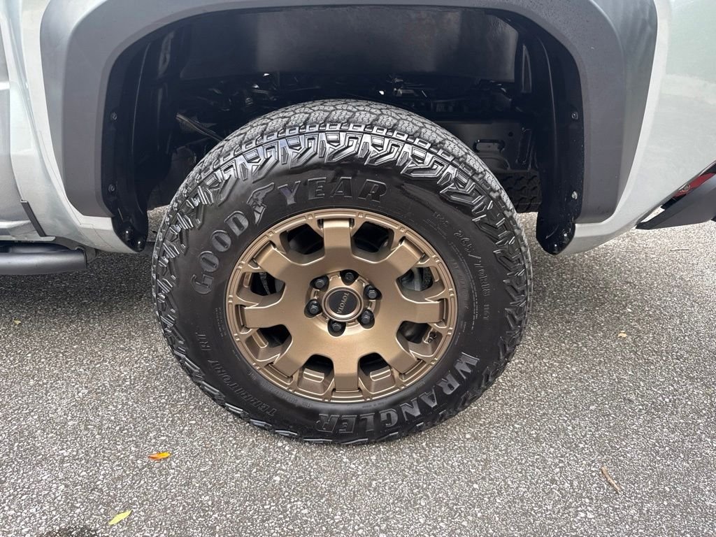 Used 2025 Silver Toyota Trailhunter image 20