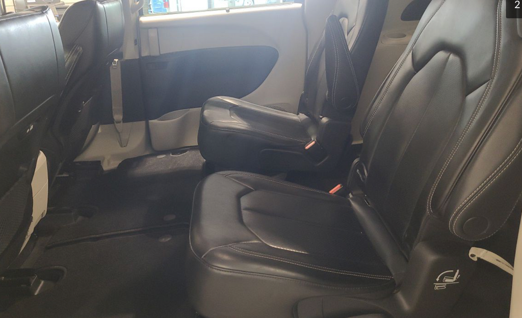 Used 2023 Bright White Clearcoat Chrysler Touring L image 2