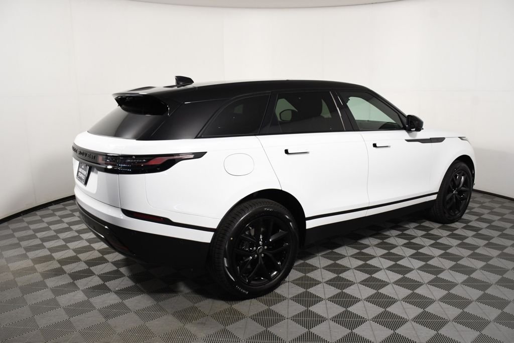 New 2026 Fuji White Land Rover S image 7