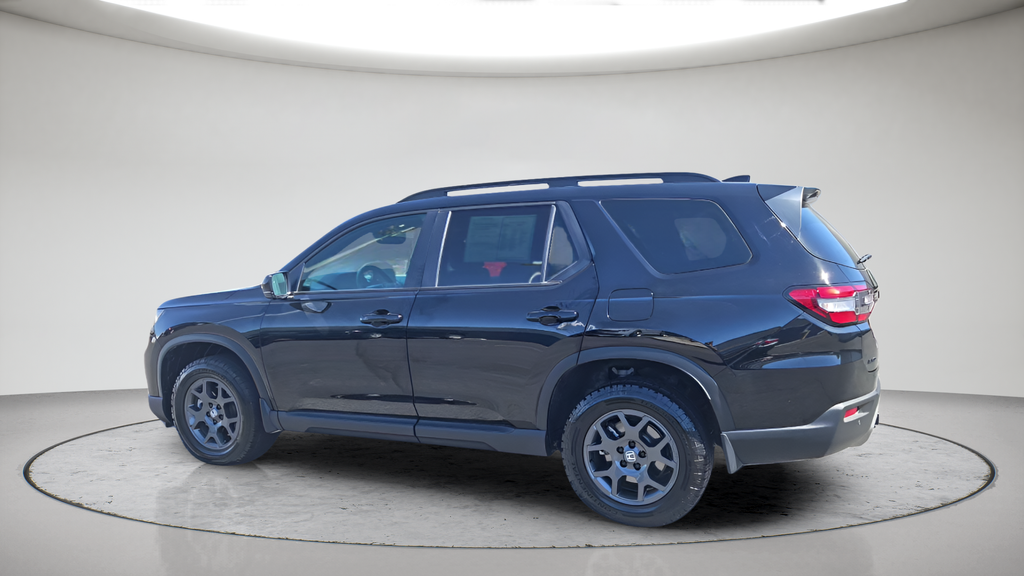Certified Used 2025 Black Honda TrailSport image 8