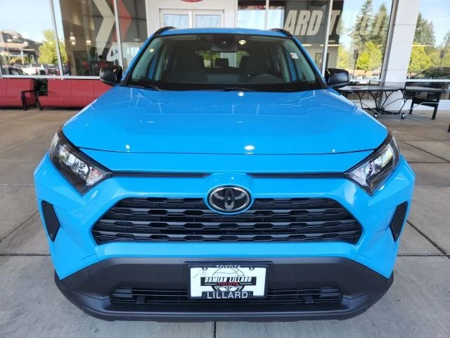 Certified Used 2020 Blue Toyota LE image 5