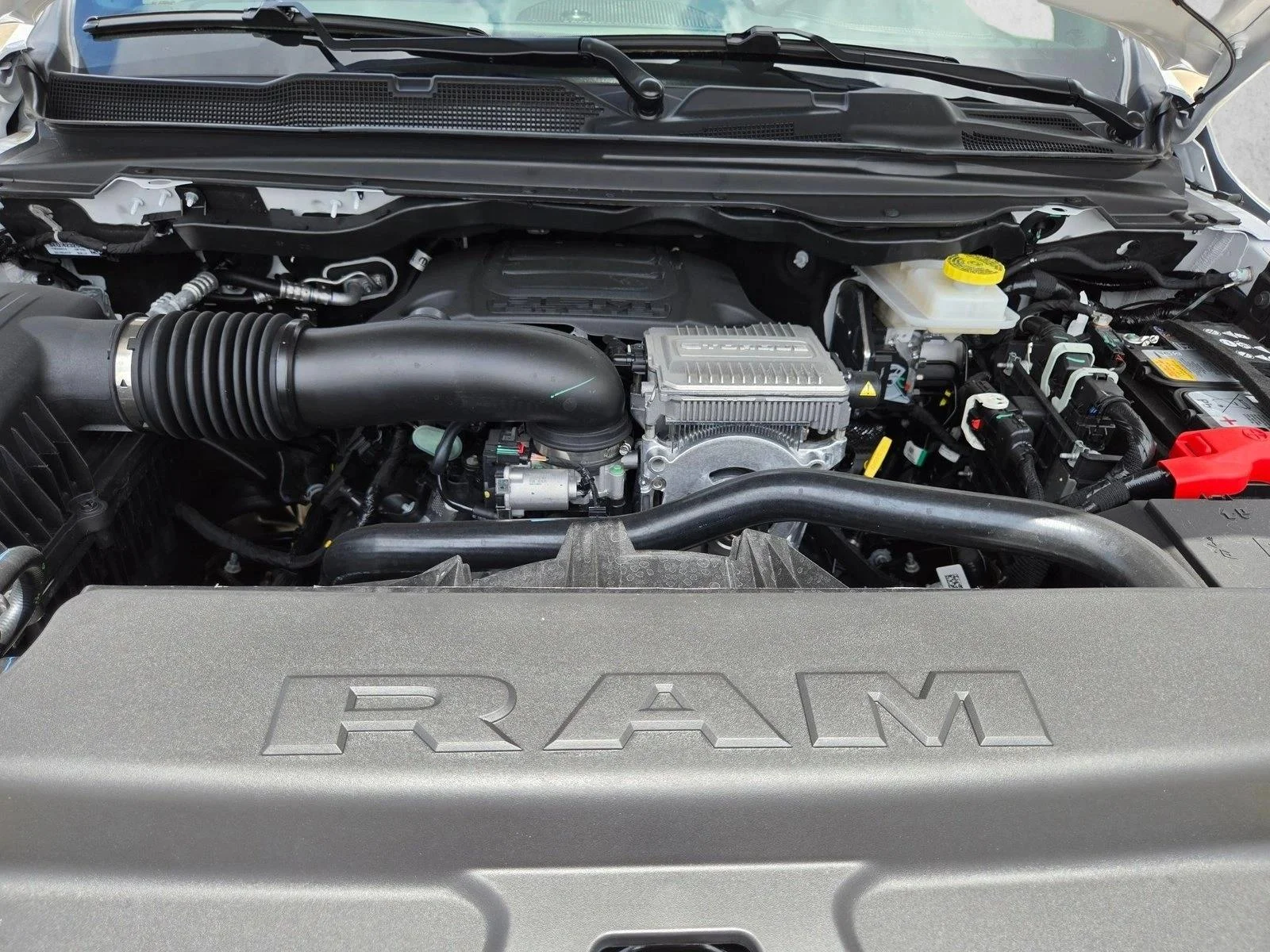 New 2026 Bright White Clearcoat Ram Laramie image 17