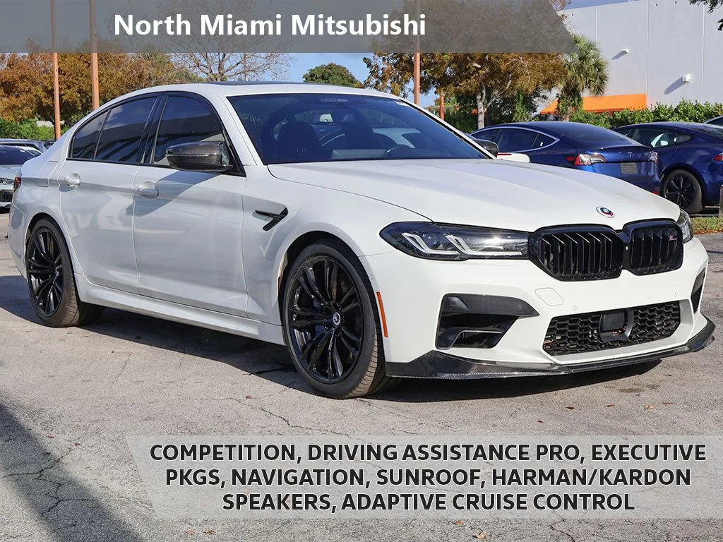 2022 BMW M5 -'s photo