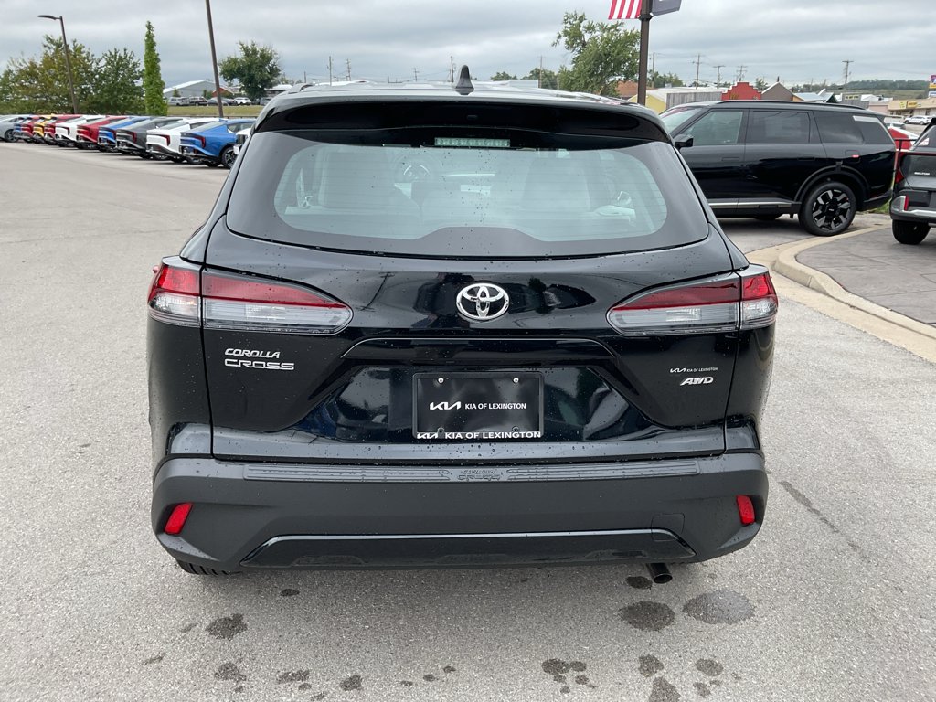 Used 2026 Jet Black Toyota L image 8