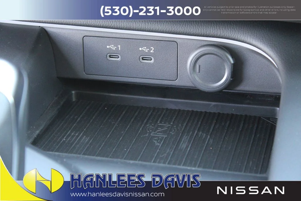 New 2026 White Nissan SR image 21