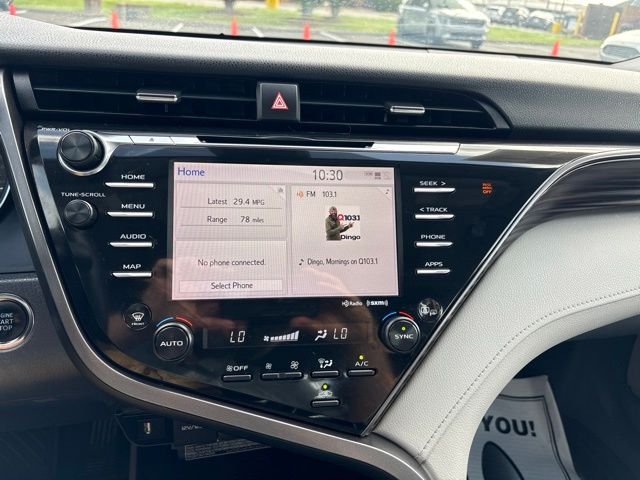 Used 2020 Pearl Toyota XLE image 13