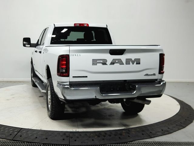 Used 2025 White Ram Big Horn image 7