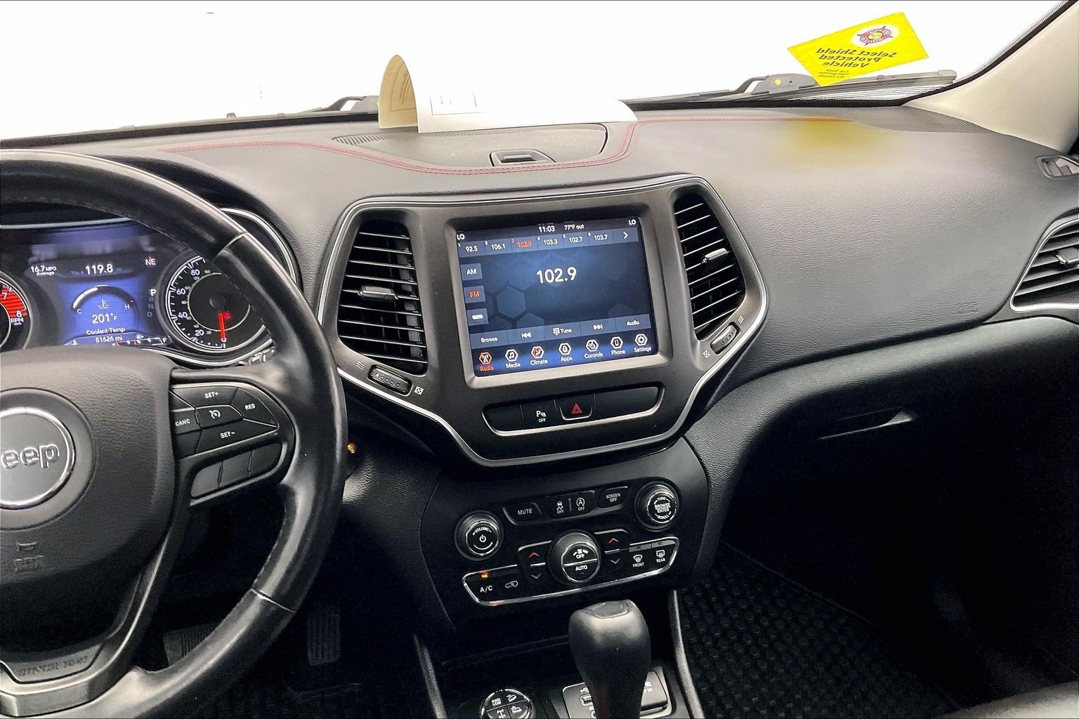 Used 2019 Pearl White Pearlcoat Jeep Trailhawk image 5