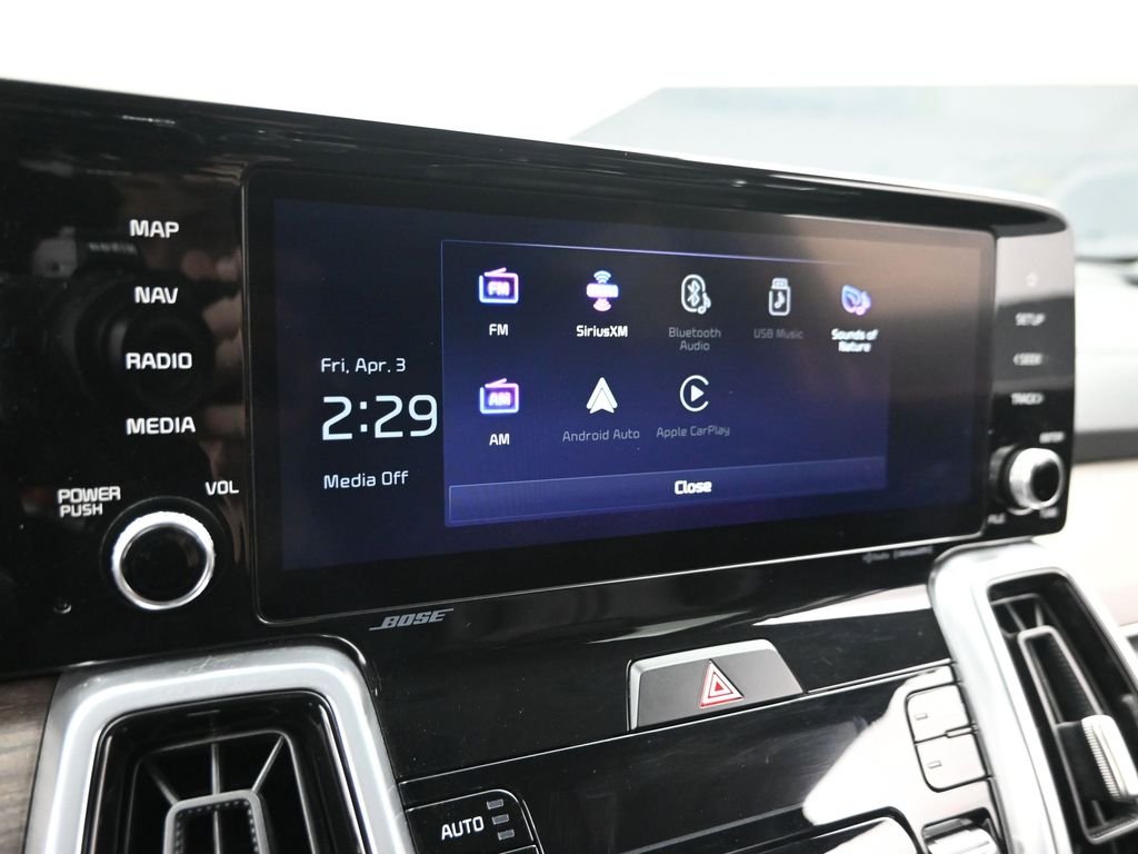 Used 2023 White Kia X-Line SX Prestige image 22