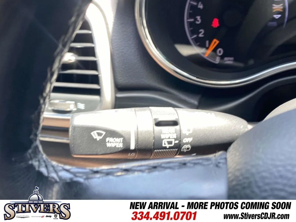 Used 2019 Black Jeep Limited image 34