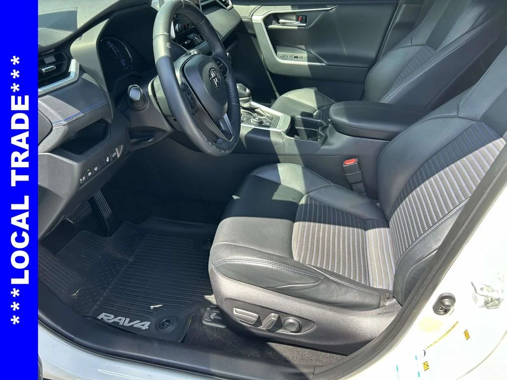 Used 2020 White Toyota XSE image 16